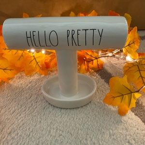 Rae Dunn Hello Pretty